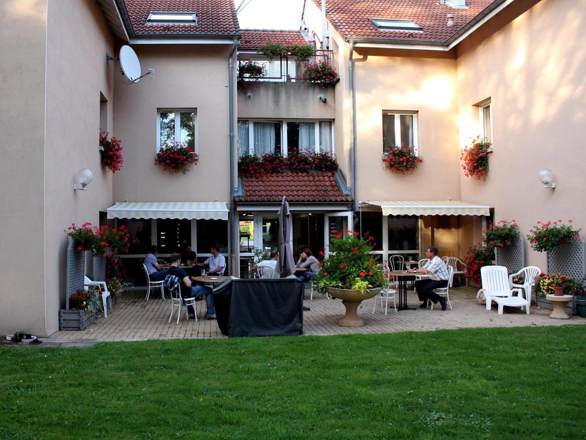Hotel Acacia Nancy Sud Luneville Moncel-les-Luneville Exterior photo